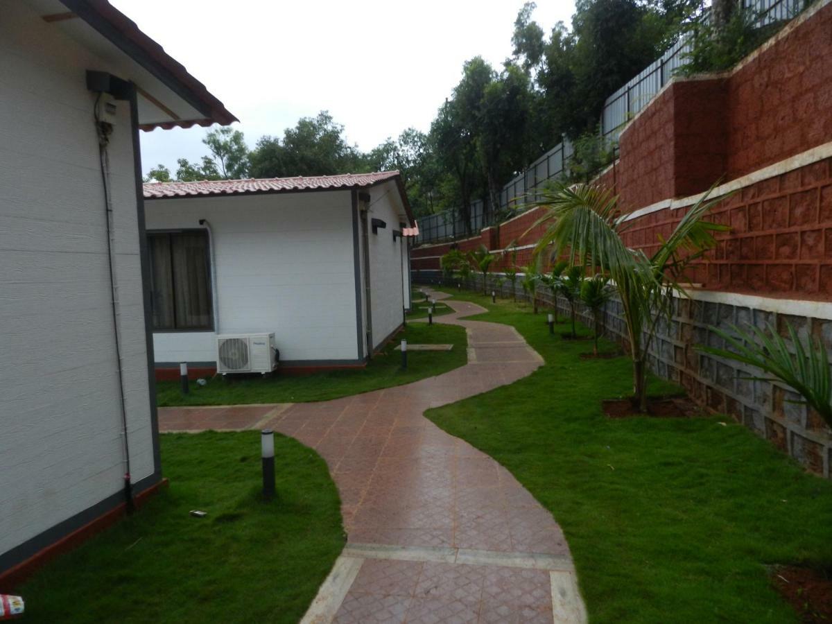 The Nihal Resort Mahābaleshwar Exterior foto